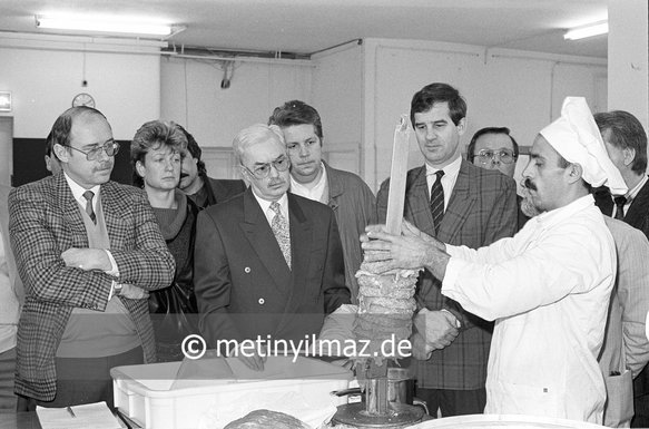 Festschreibung der Berliner Verkehrsauffassung fuer das Fleischerzeugnis Dönerkebap von 1989